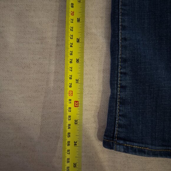 Levi's Classic Bootcut Women's Jeans (Size 28) - Picture 11 of 15